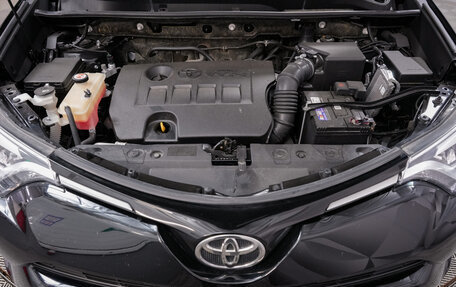 Toyota RAV4, 2018 год, 2 500 000 рублей, 16 фотография