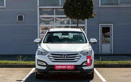 Hyundai Santa Fe III рестайлинг, 2014 год, 1 655 000 рублей, 2 фотография