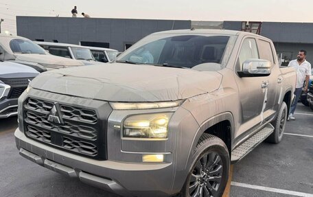 Mitsubishi L200, 2025 год, 5 990 000 рублей, 2 фотография