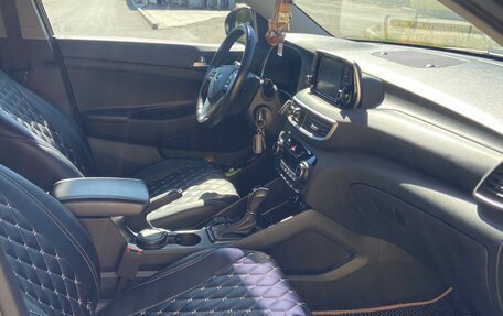 Hyundai Tucson III, 2019 год, 2 200 000 рублей, 5 фотография