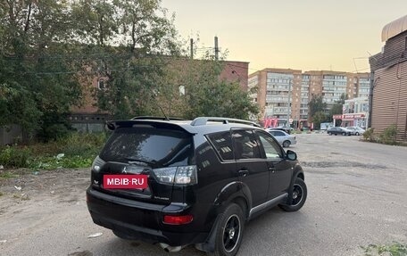 Mitsubishi Outlander III рестайлинг 3, 2007 год, 750 000 рублей, 2 фотография