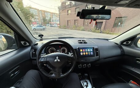 Mitsubishi Outlander III рестайлинг 3, 2007 год, 750 000 рублей, 7 фотография