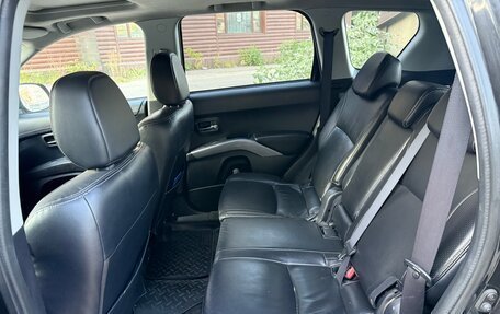 Mitsubishi Outlander III рестайлинг 3, 2007 год, 750 000 рублей, 8 фотография