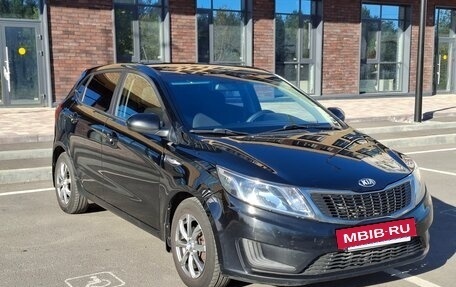 KIA Rio III рестайлинг, 2014 год, 865 000 рублей, 2 фотография