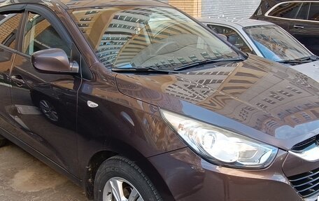 Hyundai ix35 I рестайлинг, 2013 год, 1 400 000 рублей, 2 фотография