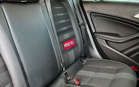 Mercedes-Benz CLA, 2018 год, 2 350 000 рублей, 19 фотография