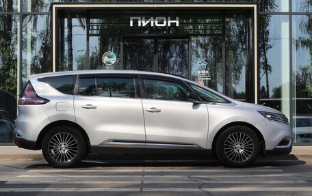 Renault Espace V рестайлинг, 2016 год, 1 650 000 рублей, 4 фотография