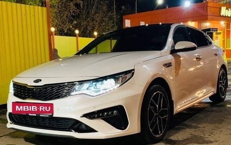 KIA Optima IV, 2019 год, 2 000 000 рублей, 2 фотография