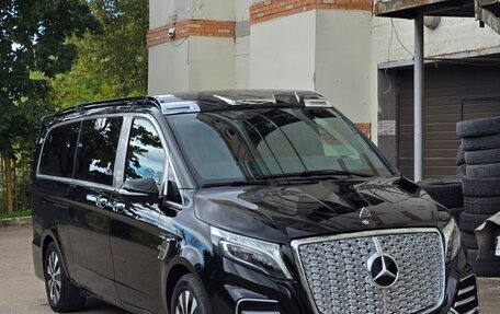 Mercedes-Benz Vito, 2021 год, 7 300 000 рублей, 4 фотография