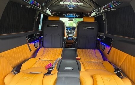 Mercedes-Benz Vito, 2021 год, 7 300 000 рублей, 14 фотография