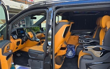 Mercedes-Benz Vito, 2021 год, 7 300 000 рублей, 10 фотография