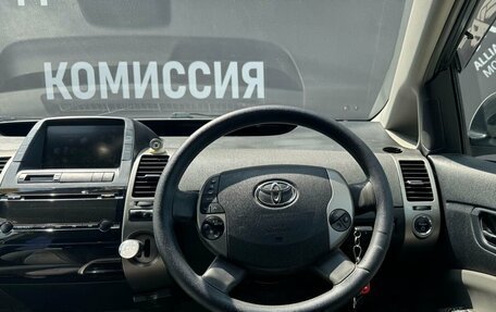 Toyota Prius, 2010 год, 835 000 рублей, 12 фотография