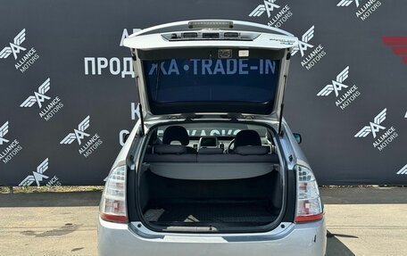 Toyota Prius, 2010 год, 835 000 рублей, 6 фотография