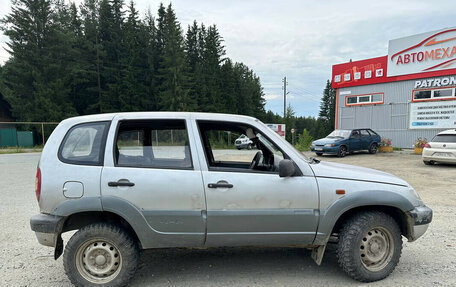 Chevrolet Niva I рестайлинг, 2005 год, 270 000 рублей, 5 фотография