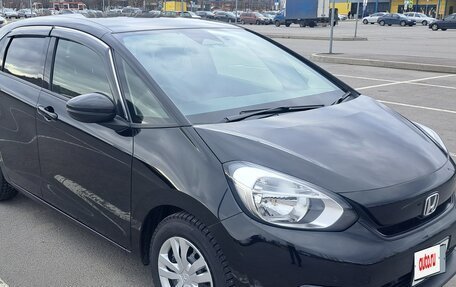 Honda Fit, 2020 год, 1 250 000 рублей, 2 фотография
