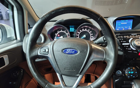 Ford Fiesta, 2018 год, 1 049 000 рублей, 10 фотография
