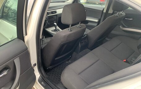 BMW 3 серия, 2009 год, 682 000 рублей, 11 фотография