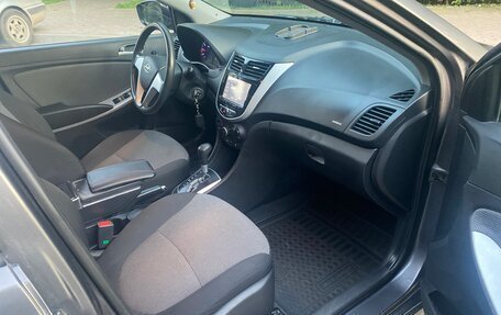 Hyundai Solaris II рестайлинг, 2012 год, 930 000 рублей, 16 фотография