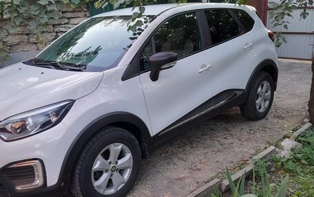 Renault Kaptur I рестайлинг, 2020 год, 1 800 000 рублей, 14 фотография