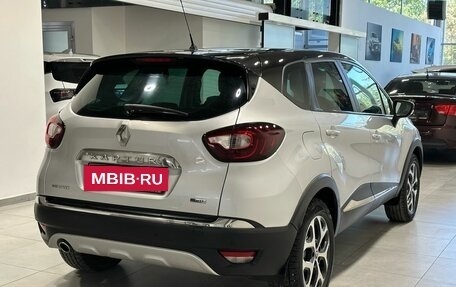 Renault Kaptur I рестайлинг, 2017 год, 1 279 900 рублей, 6 фотография