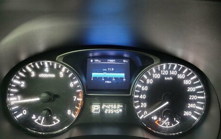 Nissan Pathfinder, 2015 год, 1 499 000 рублей, 11 фотография