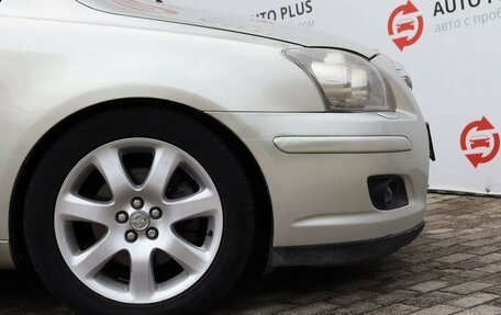 Toyota Avensis III рестайлинг, 2006 год, 700 000 рублей, 18 фотография