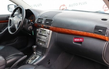 Toyota Avensis III рестайлинг, 2006 год, 700 000 рублей, 9 фотография