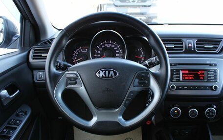KIA Rio III рестайлинг, 2016 год, 975 000 рублей, 18 фотография