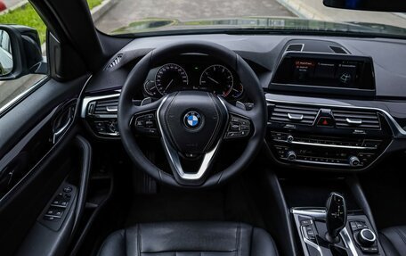 BMW 5 серия, 2019 год, 2 175 000 рублей, 15 фотография