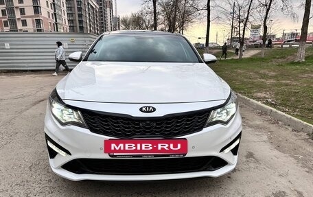 KIA Optima IV, 2020 год, 2 400 000 рублей, 4 фотография