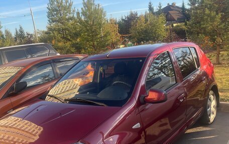 Renault Sandero I, 2011 год, 530 000 рублей, 2 фотография