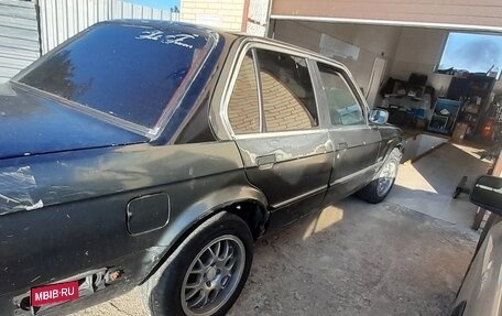 BMW 3 серия, 1985 год, 170 000 рублей, 3 фотография