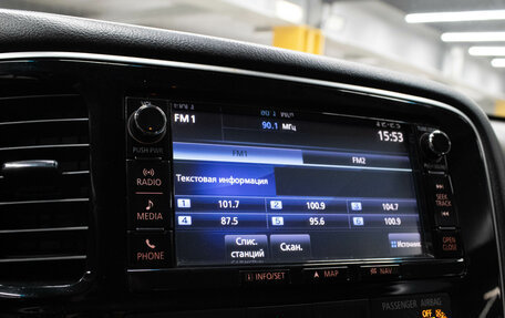 Mitsubishi Outlander III рестайлинг 3, 2015 год, 1 679 000 рублей, 22 фотография