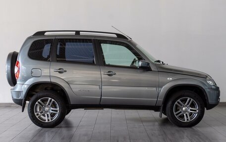 Chevrolet Niva I рестайлинг, 2016 год, 759 000 рублей, 5 фотография