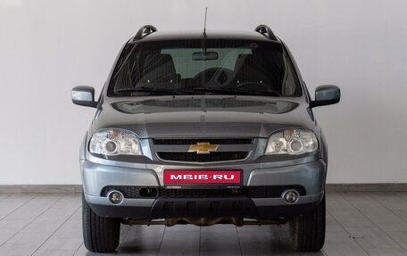 Chevrolet Niva I рестайлинг, 2016 год, 759 000 рублей, 3 фотография