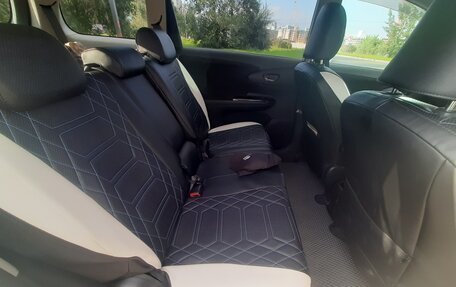 Toyota Wish II, 2012 год, 1 440 000 рублей, 4 фотография