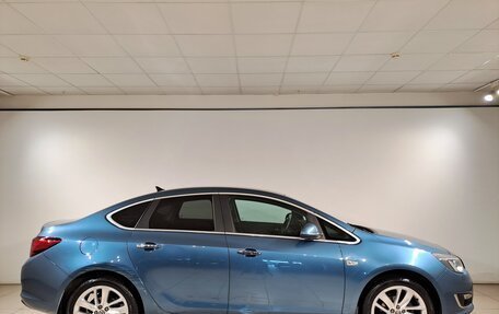 Opel Astra J, 2013 год, 970 000 рублей, 6 фотография