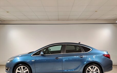 Opel Astra J, 2013 год, 970 000 рублей, 5 фотография