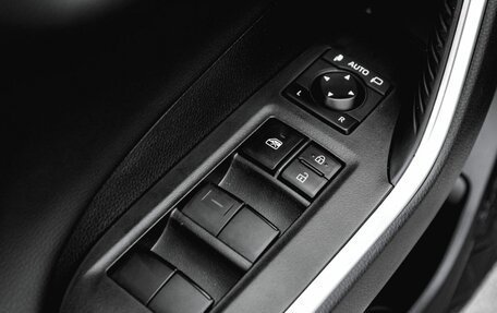 Toyota RAV4, 2025 год, 4 400 000 рублей, 15 фотография