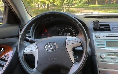 Toyota Camry, 2007 год, 850 000 рублей, 3 фотография