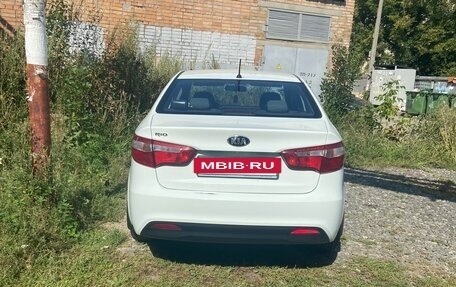 KIA Rio III рестайлинг, 2015 год, 1 200 000 рублей, 6 фотография