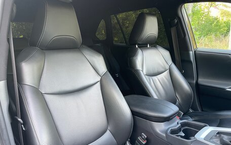 Toyota RAV4, 2019 год, 2 750 000 рублей, 10 фотография