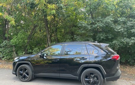 Toyota RAV4, 2019 год, 2 750 000 рублей, 15 фотография