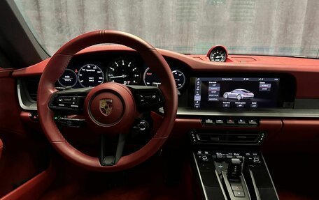 Porsche 911, 2021 год, 15 990 000 рублей, 15 фотография