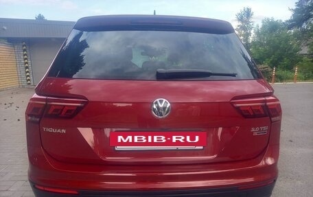 Volkswagen Tiguan II, 2017 год, 2 460 000 рублей, 7 фотография