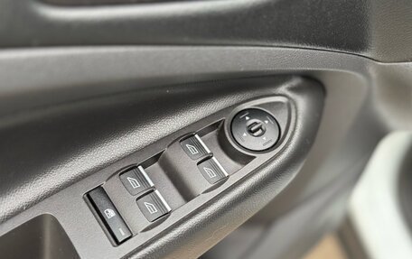 Ford Kuga III, 2015 год, 1 199 000 рублей, 12 фотография