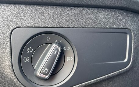 Volkswagen Tiguan II, 2019 год, 2 300 000 рублей, 10 фотография