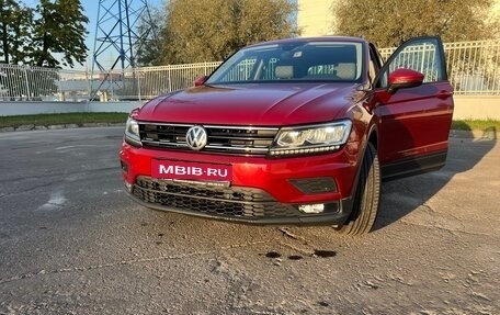 Volkswagen Tiguan II, 2019 год, 2 550 000 рублей, 1 фотография