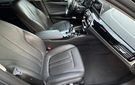 BMW 5 серия, 2018 год, 2 990 000 рублей, 8 фотография