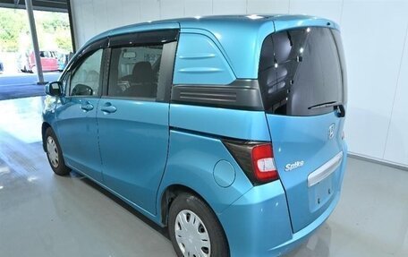Honda Freed I, 2011 год, 740 000 рублей, 4 фотография